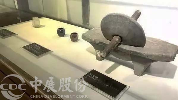 一座大院的红色影象——JDB电子财神捕鱼利用复原陈列技术，再现“全国沉点文物；さピ-通江红四方面军总医院”旧貌