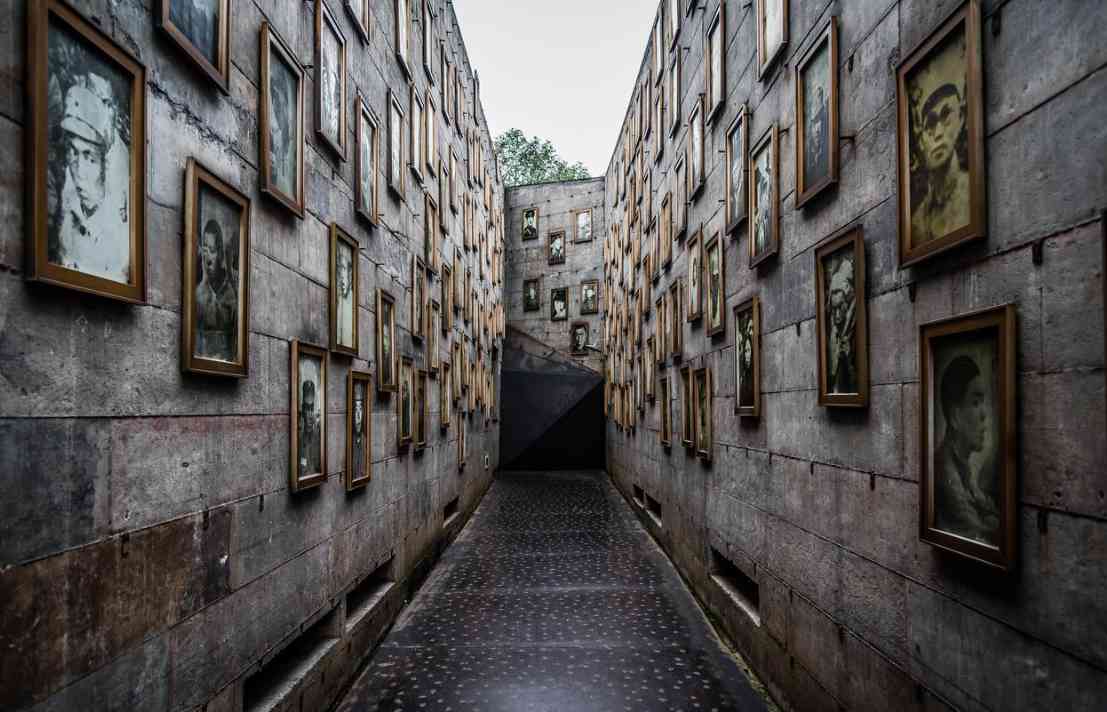 20250804140835_91254 博物馆展厅设计施工:川渝两地建川博物馆的设计差距