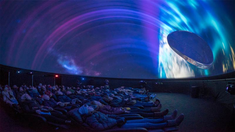 球幕影院｜在“魔法水晶球”里看地球、游宇宙，有多酷？